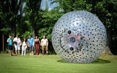 zorbing-02